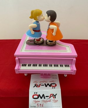 PİYANO MÜZİK KUTSU 586