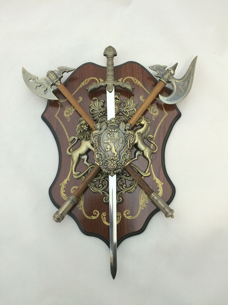 BALTA  SETİ KILIÇLI  DUVARA ASMALI  3